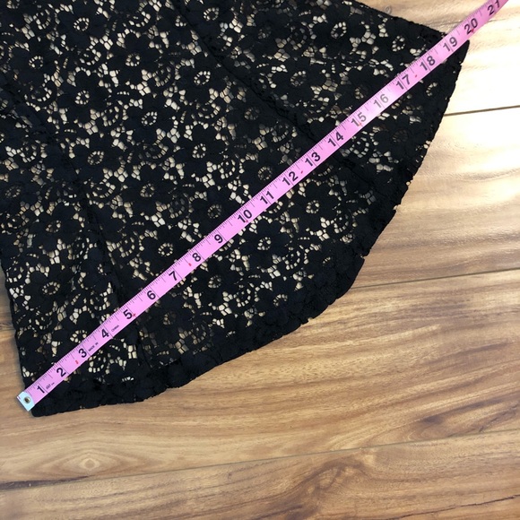 Black lace top with cream underlay - Picture 9 of 12